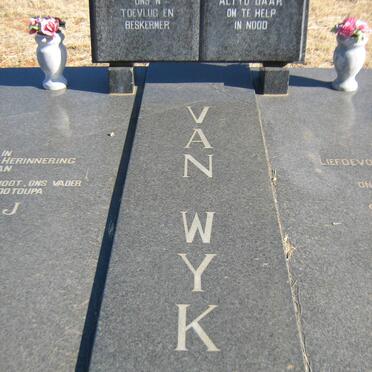 WYK Piet J., van 1920-1995 &amp; Sarie C. MALHERBE 1925-1999 