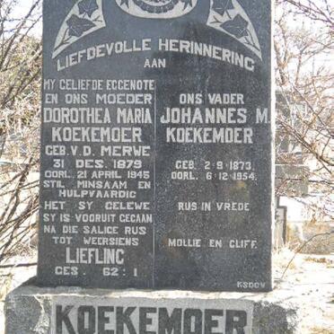 KOEKEMOER Johannes M. 1873-1954 &amp; Dorothea Maria V.D. MERWE 1879-1945