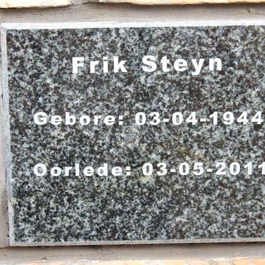 STEYN Frik 1944-2011