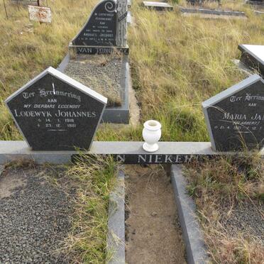 NIEKERK Lodewyk Johannes, van 1916-1981 & Maria Jane SLABBERT 1921-2008