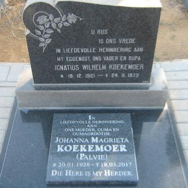 KOEKEMOER Ignatius Wilhelm 1921-1979 &amp; Johanna Magrieta PALVIE 1928-2017