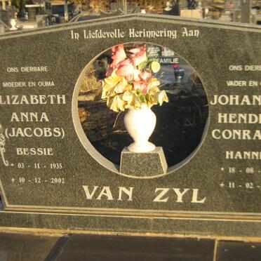 ZYL Johannes Hendrik Conradie, van 1925-2003 &amp; Elizabeth Anna JACOBS 1935-2002