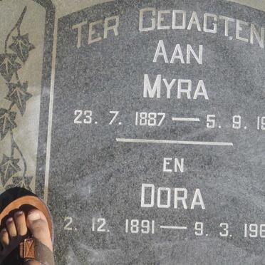 BEER Myra, de 1887-1965 :: DE BEER Dora 1891-1969