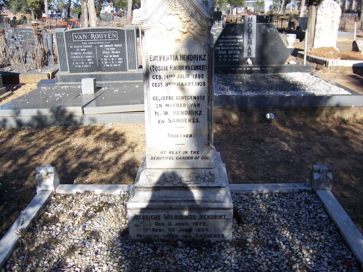 HENDRIKZ Henricus Wilhelmus 1872-1937 &amp; Emerentia RAUBENHEIMER 1882-1928