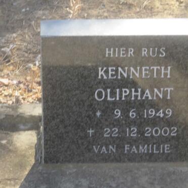 OLIPHANT Kenneth 1949-2002