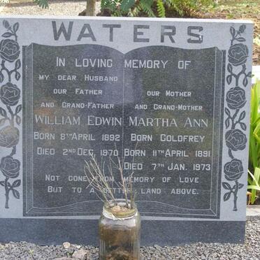 WATERS William Edwin 1892-1970 &amp; Martha Ann GOLDFREY 1891-1973