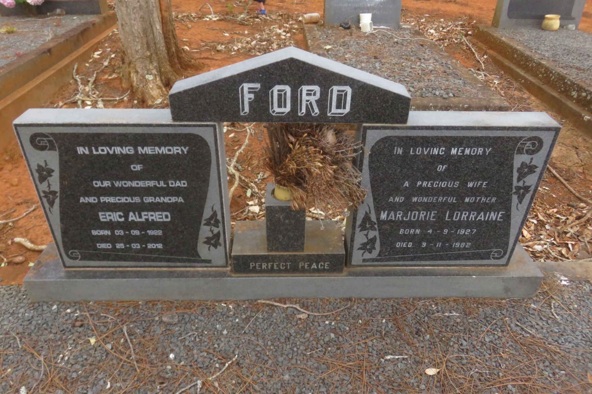 FORD Eric Alfred 1922-2012 &amp; Marjorie Lorraine 1927-1982