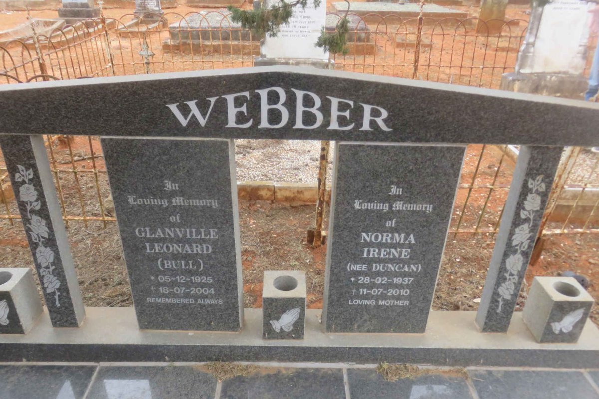 WEBBER Glanville Leonard 1925-2004 & Norma Irene DUNCAN 1937-2010
