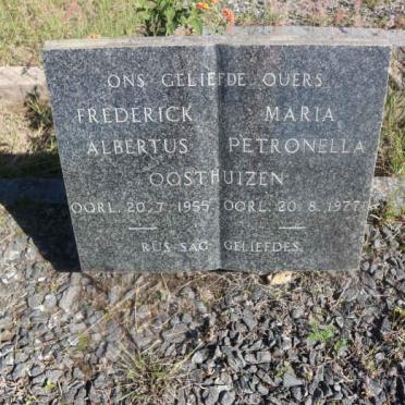 OOSTHUIZEN Frederick Albertus -1955 &amp; Maria Petronella -1977