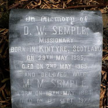 SEMPLE D.W. 1885-1965 &amp; M.M. 1884-1977