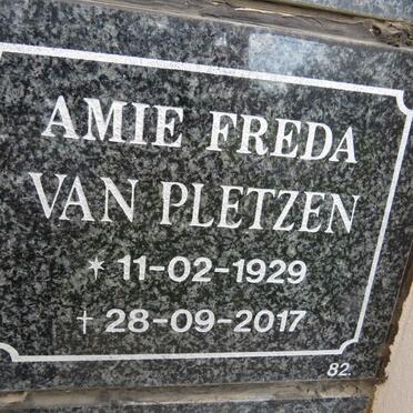 PLETZEN Amie Freda, van 1929-2017
