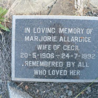 LENNARD Cecil John 1909-1961 &amp; Marjorie Allardice 1906-1992