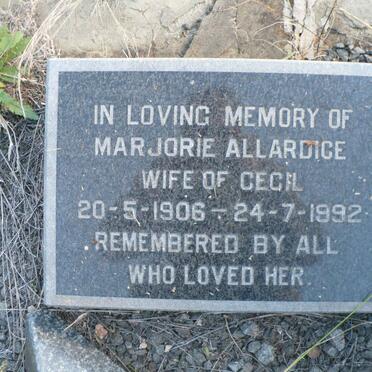 LENNARD Cecil John 1909-1961 &amp; Marjorie Allardice 1906-1992