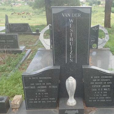 WESTHUIZEN Martinus Jacobus Petrus, van der 1914-1995 &amp; Esther Jacoba V.D. WALT 1916-1983