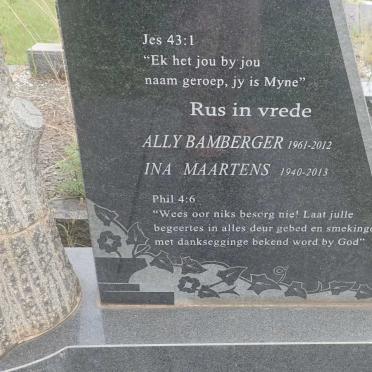 WALT Daniël Timotheus, v.d. 1906-1965 :: MAARTENS Ina 1940-2013 :: BAMBERGER Ally 1961-2012 