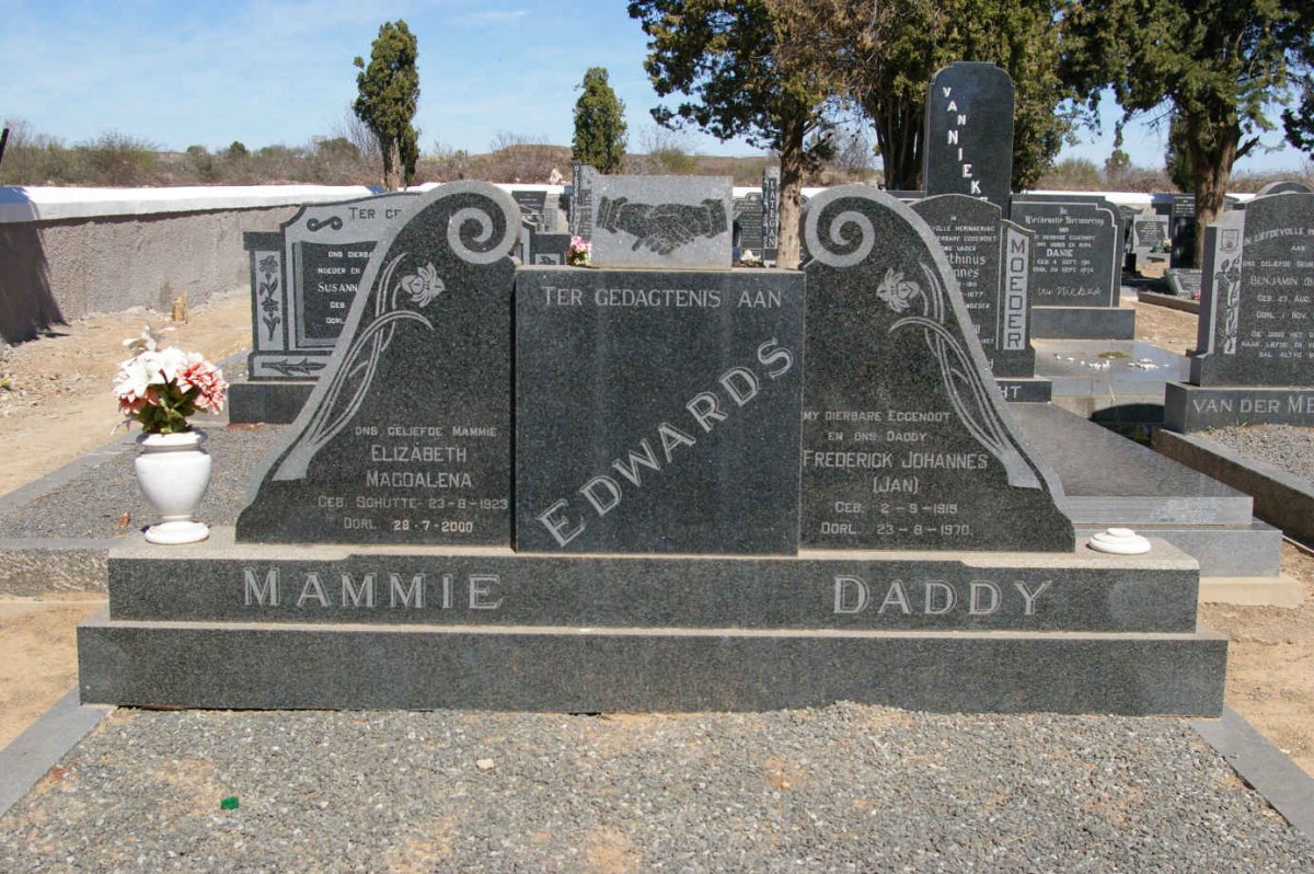 EDWARDS Frederick Johannes 1915-1970 &amp; Elizabeth Magdalena SCHUTTE 1923-2000