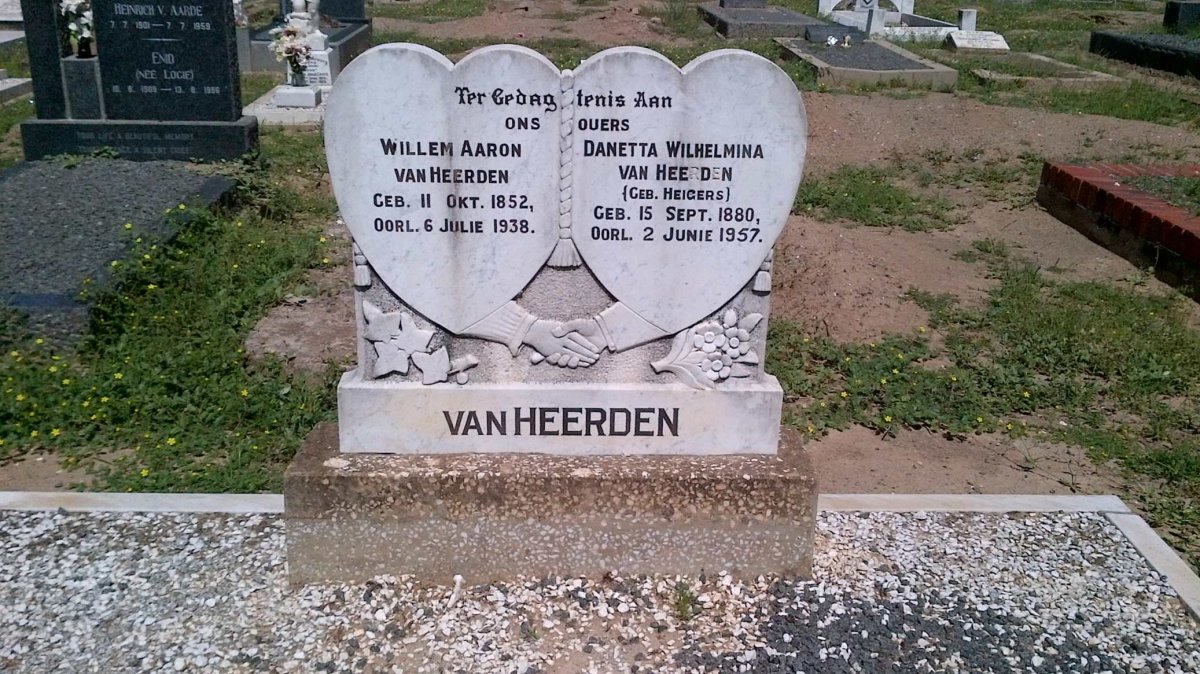 HEERDEN Willem Aaron, van 1852-1938 &amp; Danetta Wilhelmina HEIGERS 1880-1957