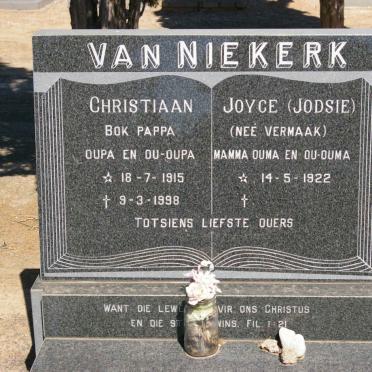 NIEKERK Christiaan, van 1915-1998 &amp; Joyce VERMAAK 1922-