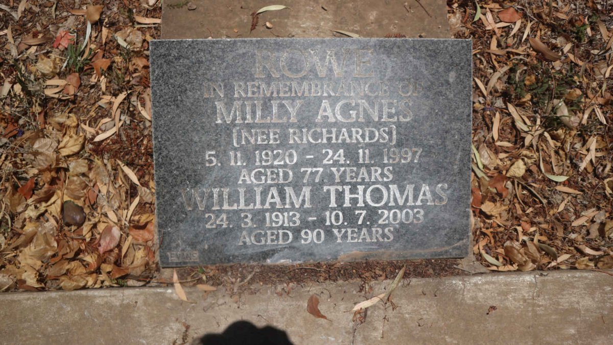 ROWE William Thomas 1913-2003 &amp; Milly Agnes RICHARDS 1920-1997