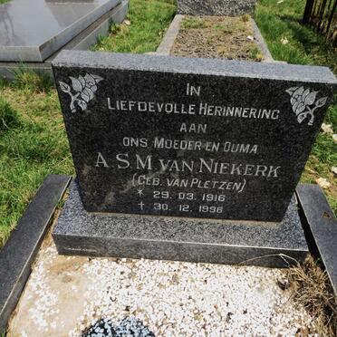 NIEKERK A.S.M., van nee VAN PLETZEN 1916-1996