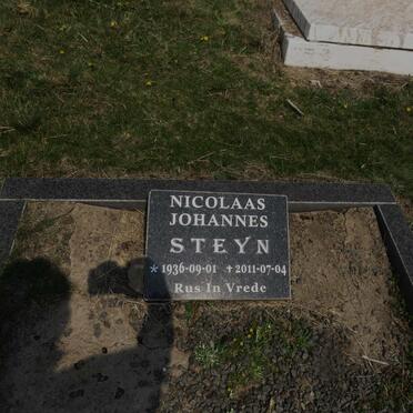 STEYN Nicolaas Johannes 1936-2011