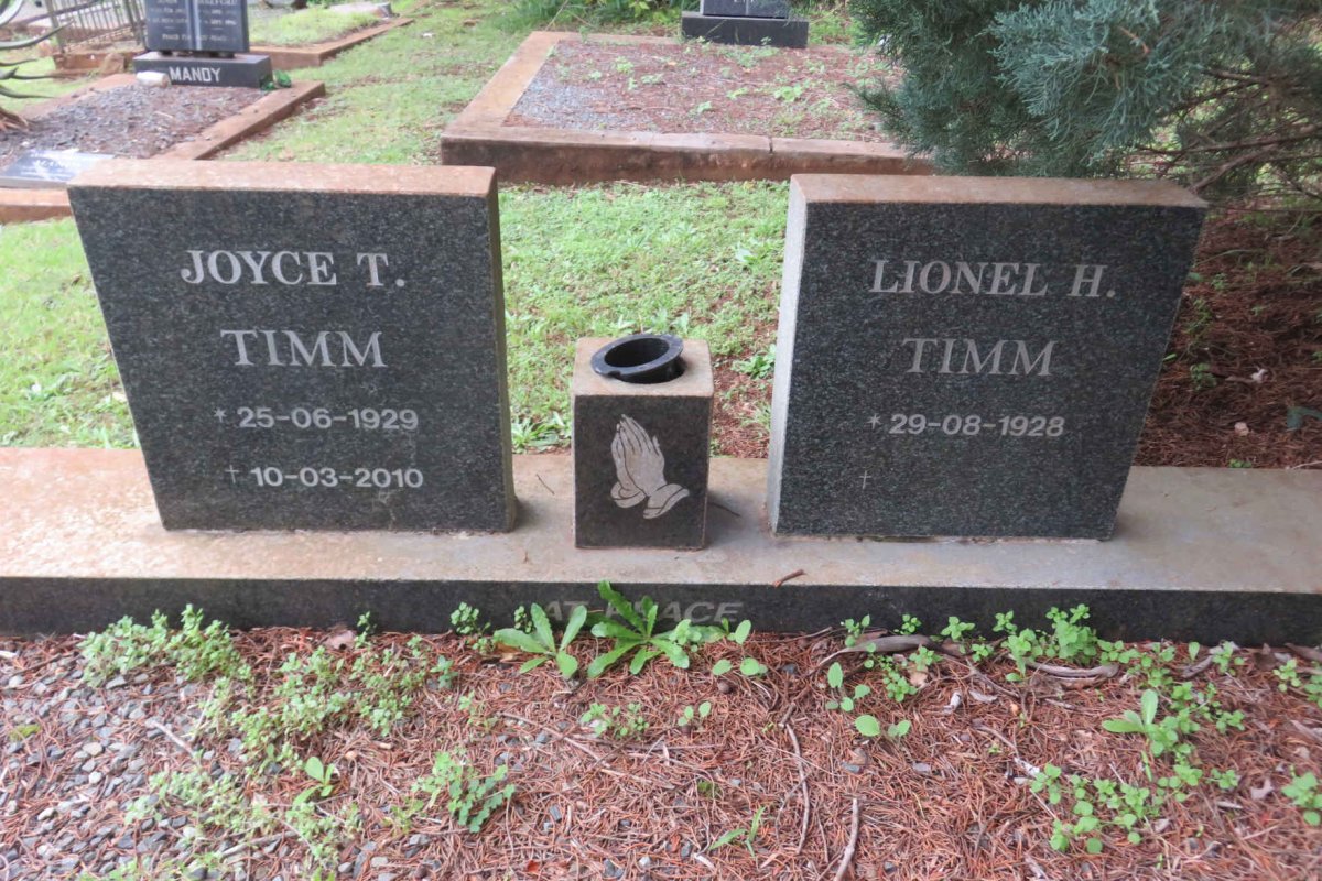 TIMM Lionel H. 1928- & Joyce T. 1929-2010
