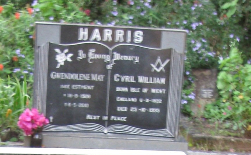 HARRIS Cyril William 1922-1995 &amp; Gwendolene May ESTMENT 1925-2010
