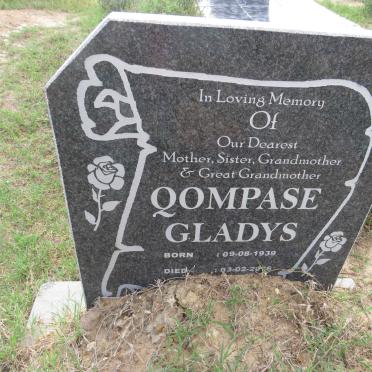 QOMPASE Gladys 1939-2016