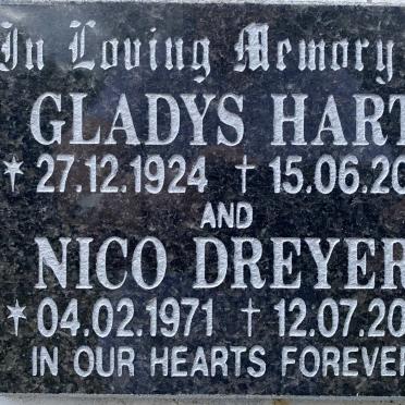 HART Gladys 1924-2015 :: DREYER Nico 1971-2014