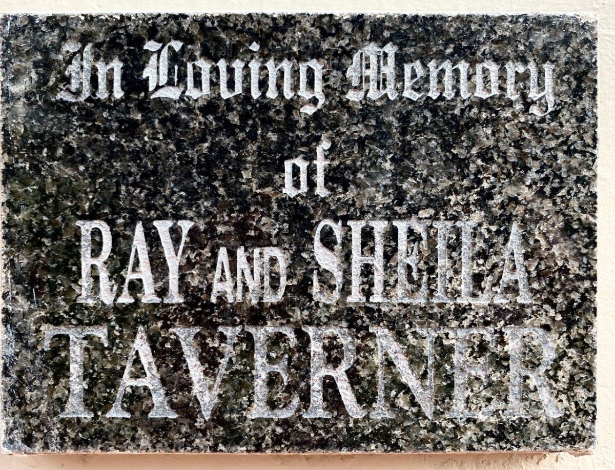 TAVERNER Ray & Sheila