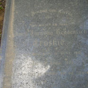 TROSKIE Anna Cornelia Hendenrich nee MOOLMAN 1912-1966