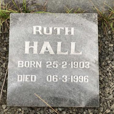 HALL Ruth 1903-1996