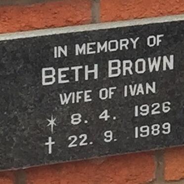 BROWN Beth 1926-1989