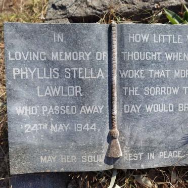 LAWLOR Phyllis Stella -1944