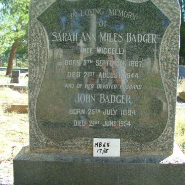 BADGER John 1884 - 1954 &amp; Sarah Ann Miles WIGGELL 1887-1944