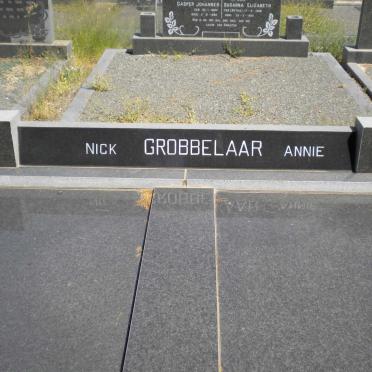GROBBELAAR Nick &amp; Annie