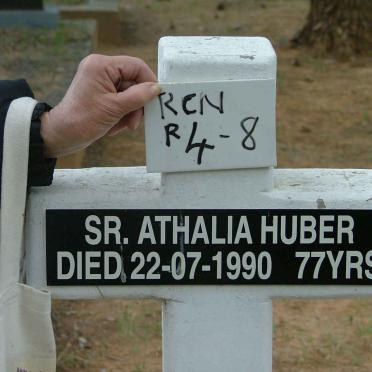 HUBER Athalia -1990