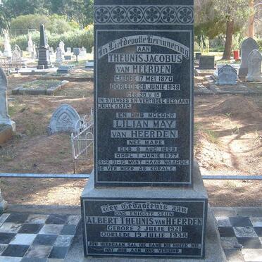 HEERDEN Theunis Jacobus, van 1870-1948 &amp; Lilian May MARÉ 1889-1977 :: VAN HEERDEN Albert Theunis 1921-1938