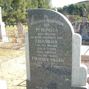 MICHAU Frederick Willem 1887-1963 &amp; Petronella MALAN 1889-1958