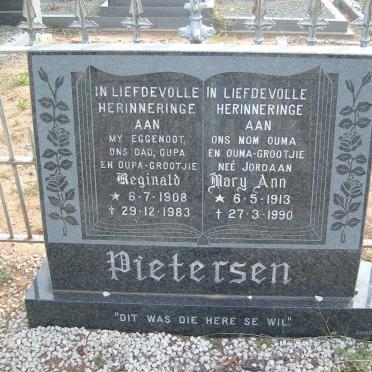 PIETERSEN Reginald 1908-1983 &amp; Mary Ann JORDAAN 1913-1990