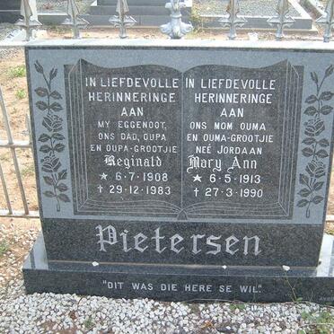 PIETERSEN Reginald 1908-1983 &amp; Mary Ann JORDAAN 1913-1990