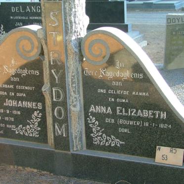 STRYDOM Willem Johannes 1916-1978 &amp; Anna Elizabeth BOUWER 1924-