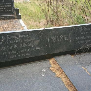 WISE Arthur Arnold 1922-2007 &amp; Catharina Johanna VOSLOO 1930-1997