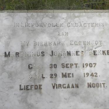 BEKKER Marthinus Johannes 1907-1942