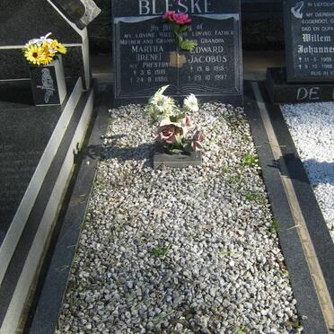 BLESKE Edward Jacobus 1915-1997 &amp; Martha PRESTON 1918-1988