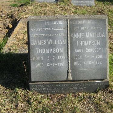 THOMPSON James William 1898-1961 &amp; Annie Matilda SCROOBY 1896-1967