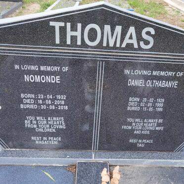 THOMAS Daniel Olthabanye 1929-1999 & Nomonde 1932-2018