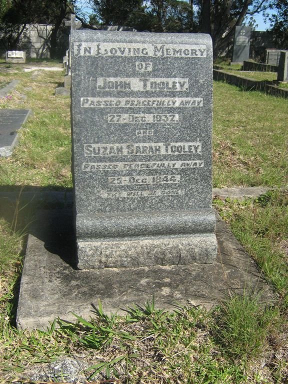 TOOLEY John -1932 &amp; Suzan Sarah -1944