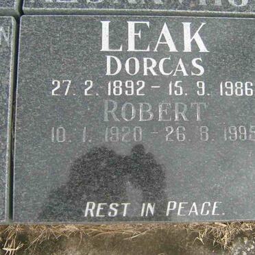 LEAK  Robert 1920-1995 &amp; Dorcas 1892-1986