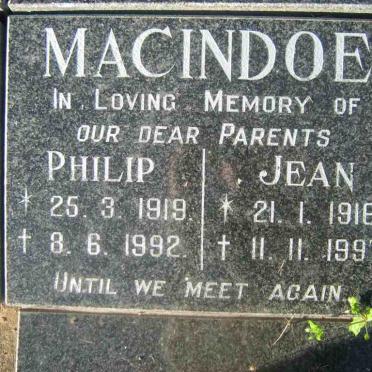 MACINDOE Philip 1919-1992 &amp; Jean 1916-1997